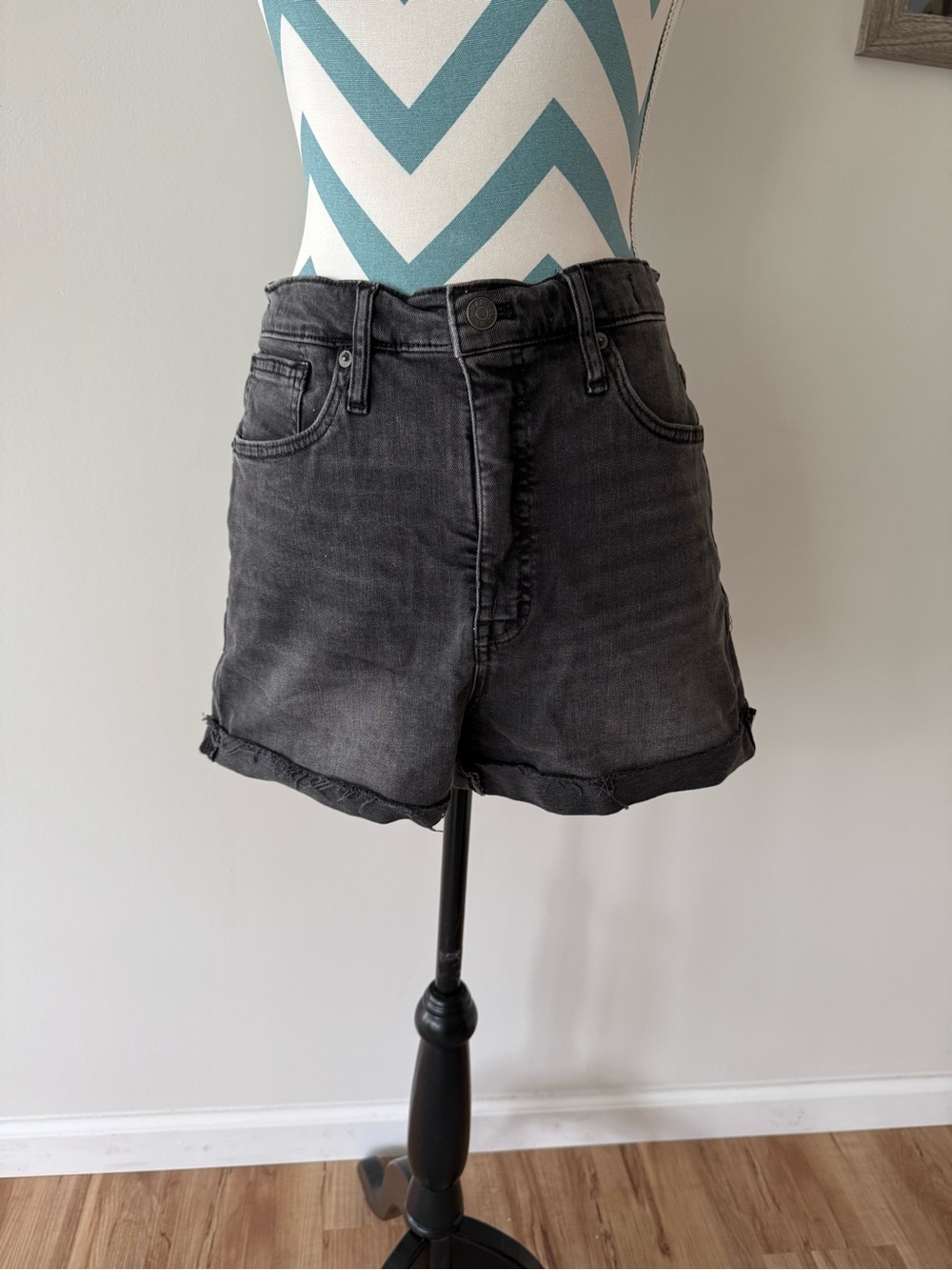 Madewell Black High-Rise Rolled Hem Denim Shorts